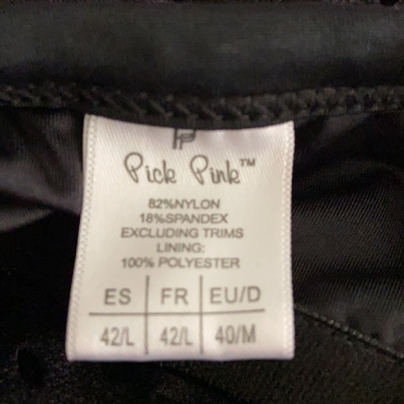 SURENOW Womens Black Mesh 1 Pc SwimSuit Size Medium NWT - Picture 3 of 10